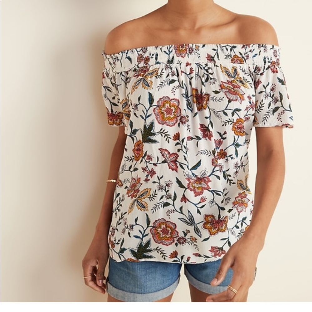 Floral print crinkle crepe off the shoulder top